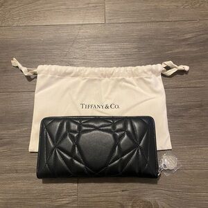 ❗️SALE❗️Tiffany & Co. Black Quilted Women's Wallet
